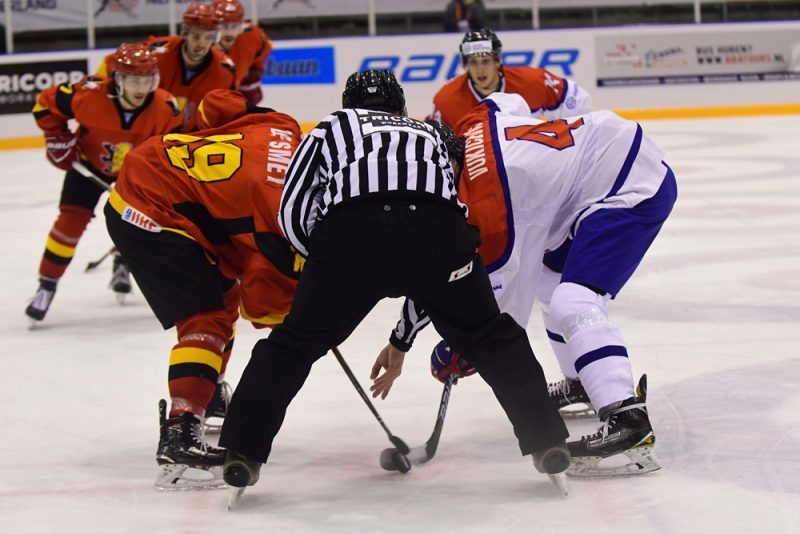 WK IJshockey Divisie 2 - Groep A Servië vs België