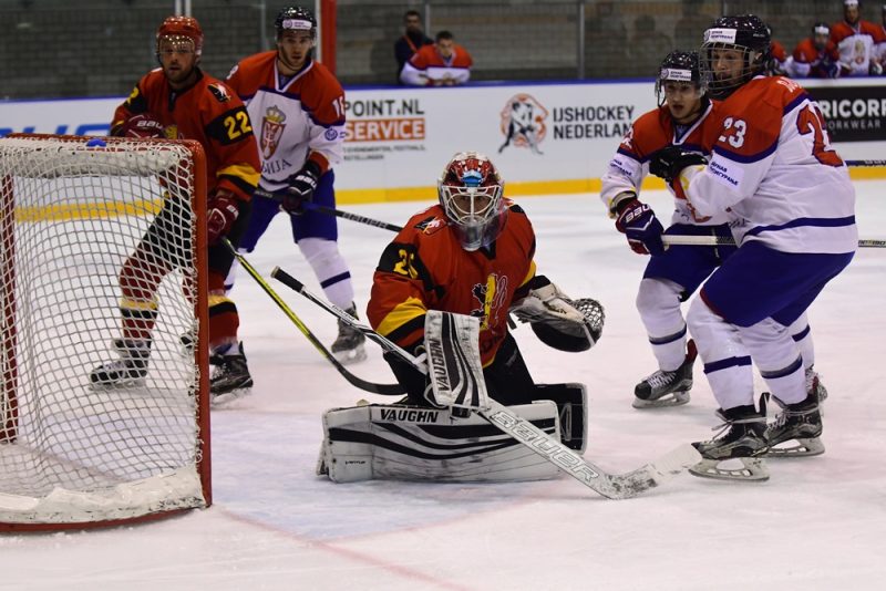 WK IJshockey Divisie 2 - Groep A Servië vs België