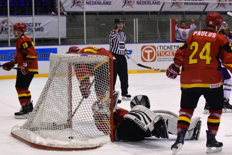 WK IJshockey Divisie 2 - Groep A Servië vs België