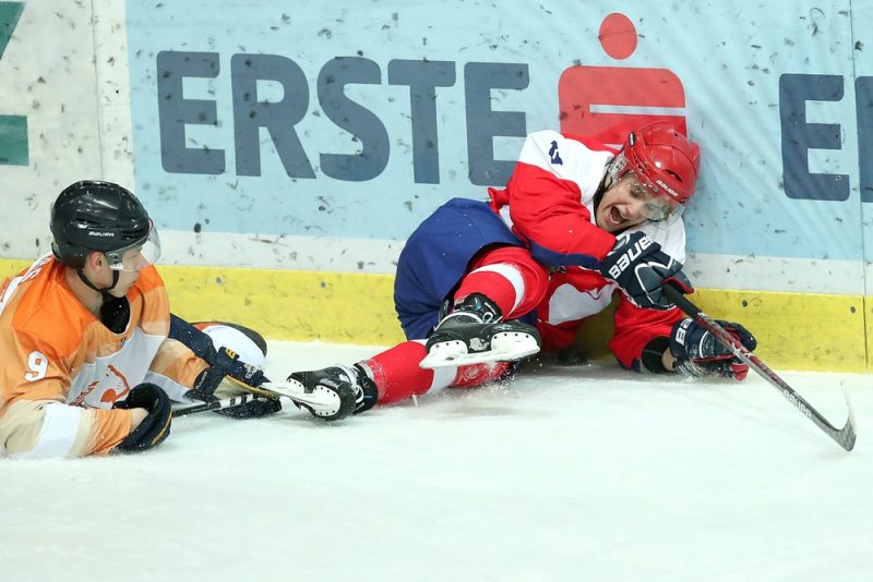 PXL_2019 IIHF U20 World Championship Division II, Group B, Netherlands vs. Serbia